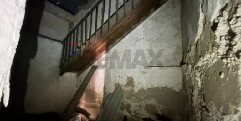 20241212164155-879810-18