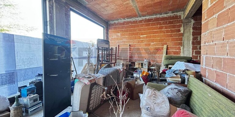 20241212180243-911274-10