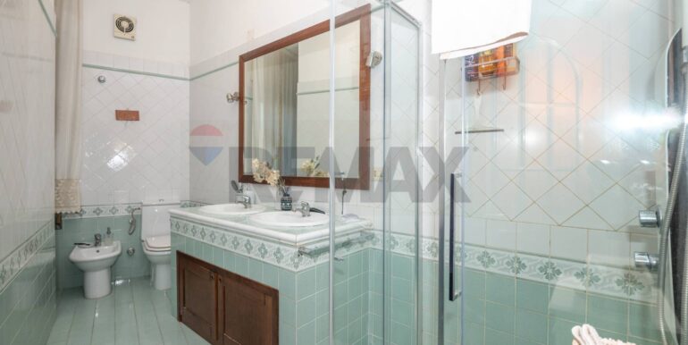 2025011283240-913716-7