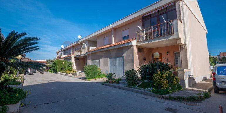 20250114163211-918863-35