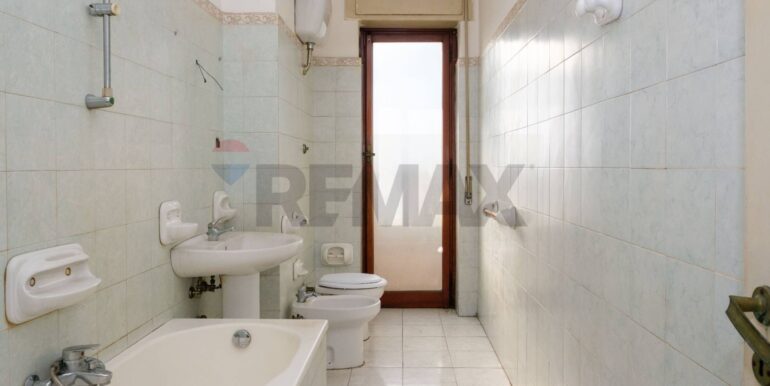 20250116183335-919510-18