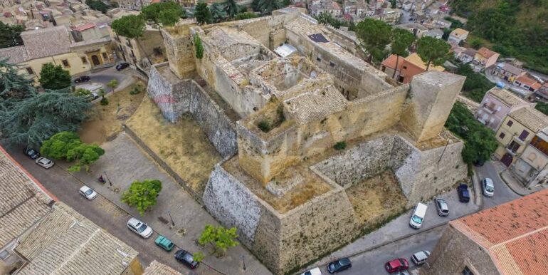 20250120233632-920146-18