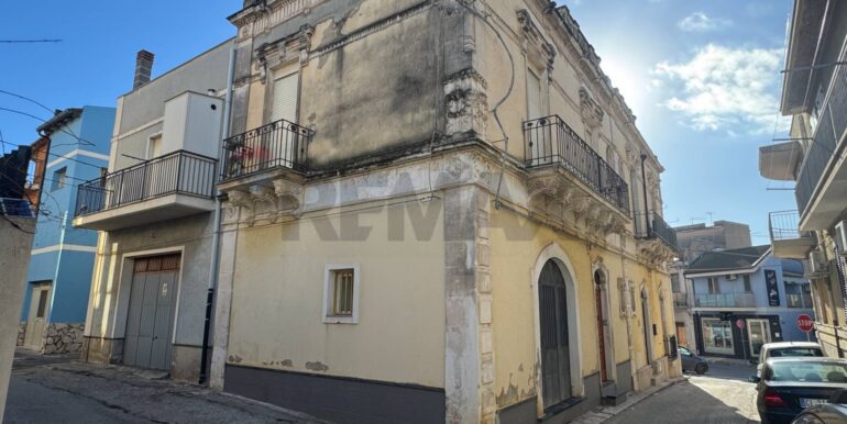 2025012284213-921275-1