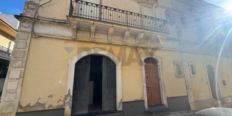 2025012284232-921275-11