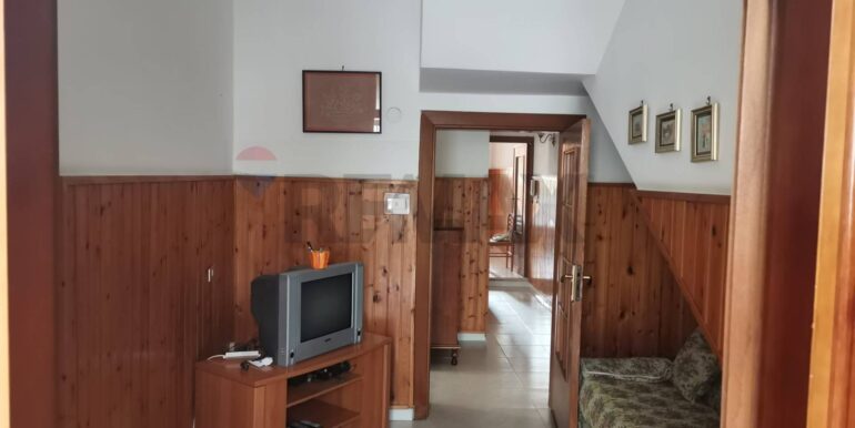 20250123161026-921818-4