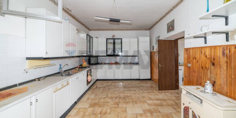 20250124102222-921936-11