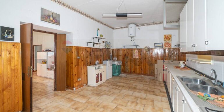 20250124102223-921936-12