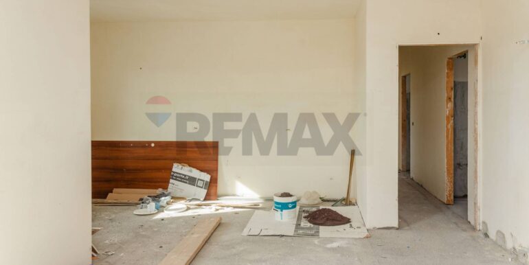 20250125155035-921236-16