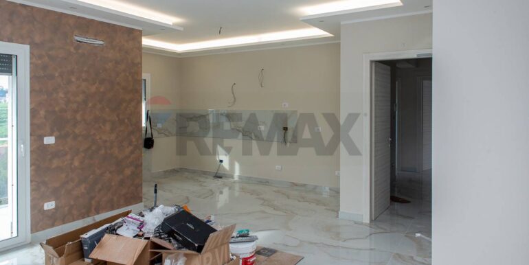 20250125163225-921229-38