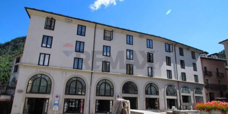 20250127195213-923034-2