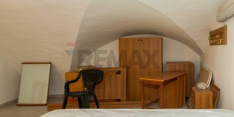 20250129103729-923043-11