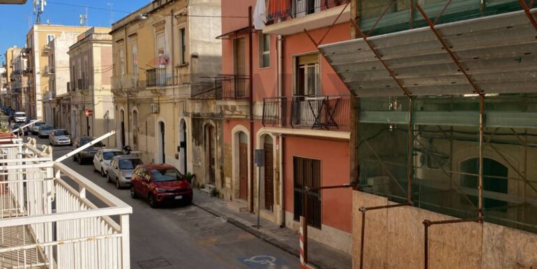 2025012991315-923292-16