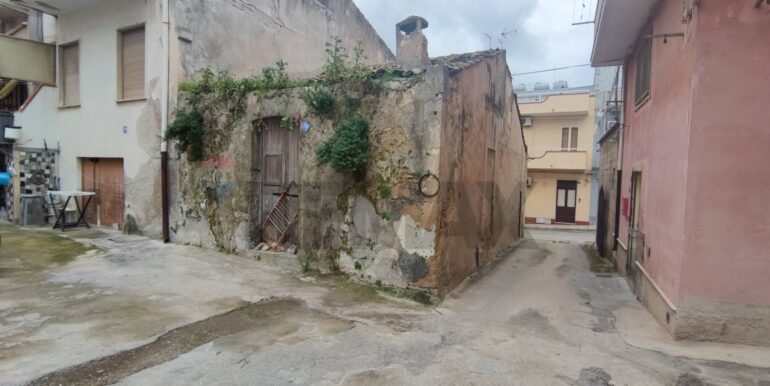 20250130185646-923962-3