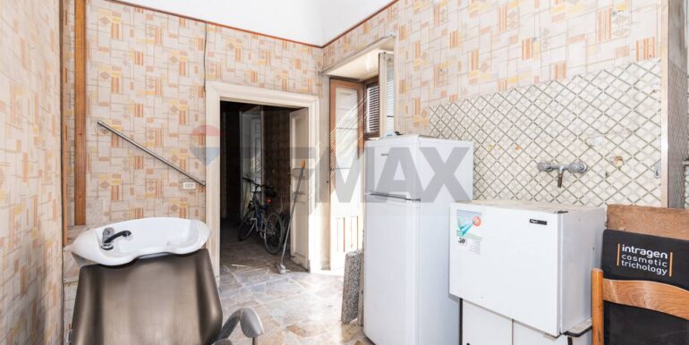 20250130220334-923979-11