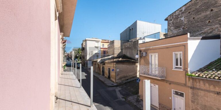 20250130220345-923979-17