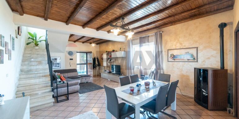 20250205172548-927524-18