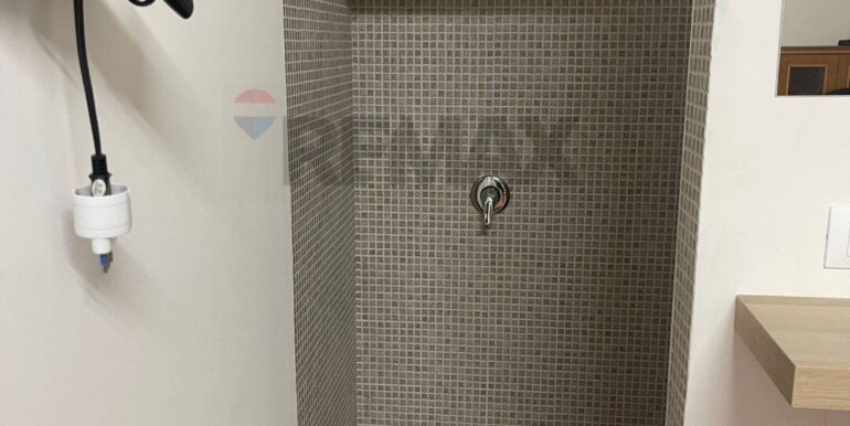 20250205175541-927199-16