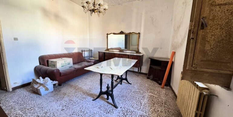 20250210124915-924103-19