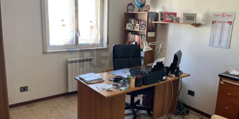 20250213125005-923847-12