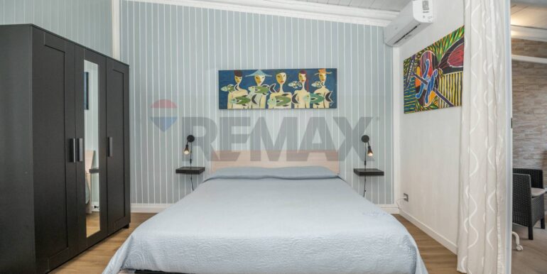 2025021492308-928477-15