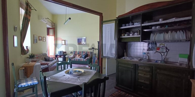 20250217165107-930053-30