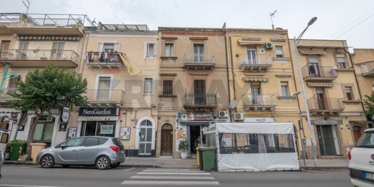 20250218120244-930229-33