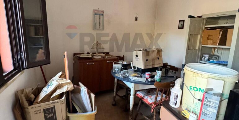 20250218175159-930390-6