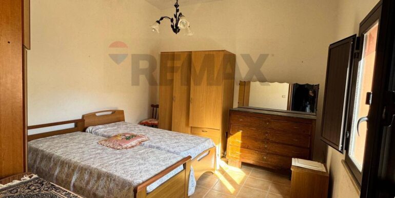 20250218175356-930390-12