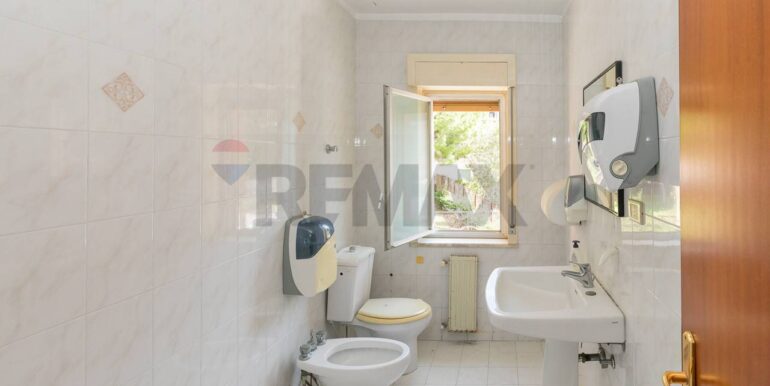 20250218175658-930395-13