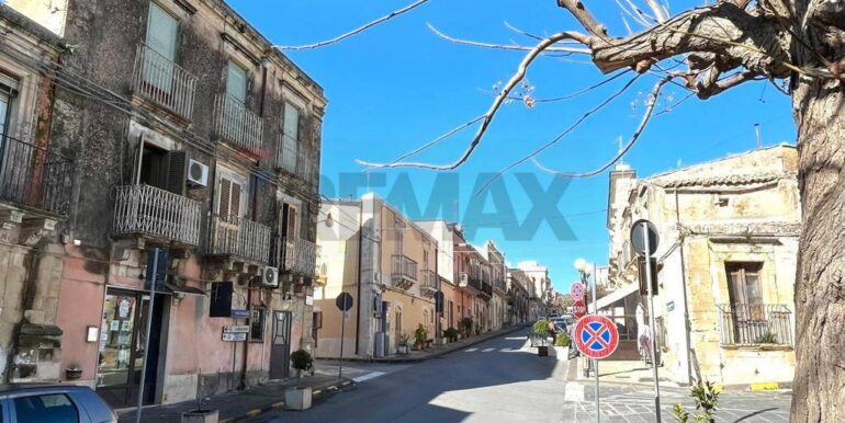 20250224184212-932192-11