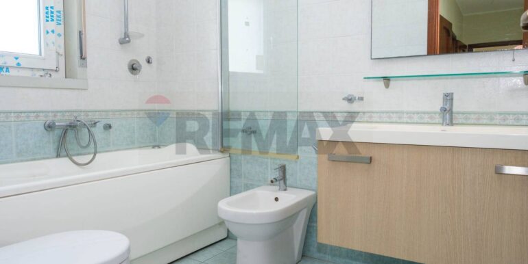 20250224185240-931557-11