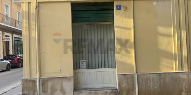 20250225184356-932416-3