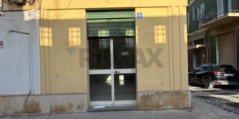 20250225184405-932416-7