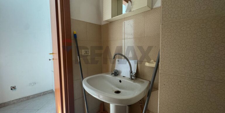 20250225184407-932416-8