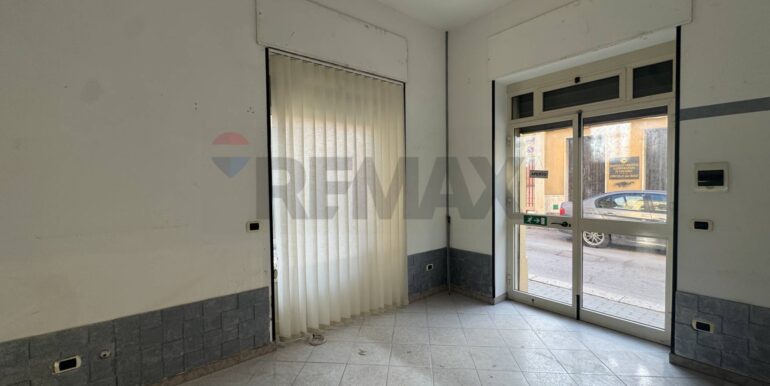 20250225184413-932416-11