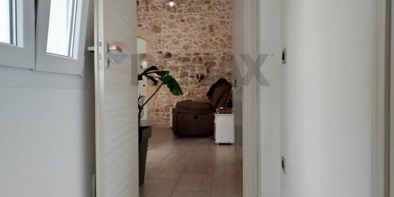 20250228194606-933359-10