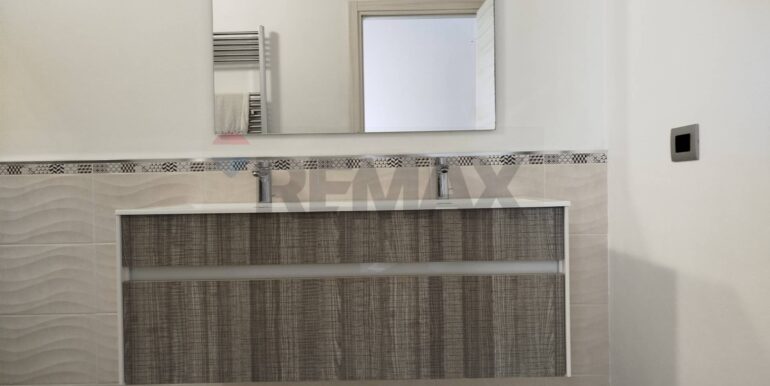 2025030275146-933359-15