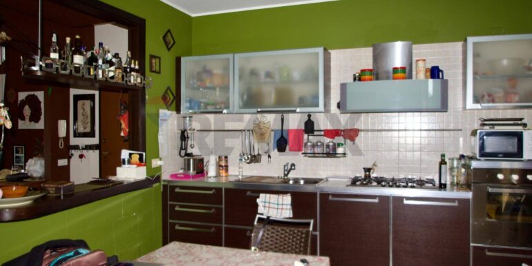 20250303183347-933660-2