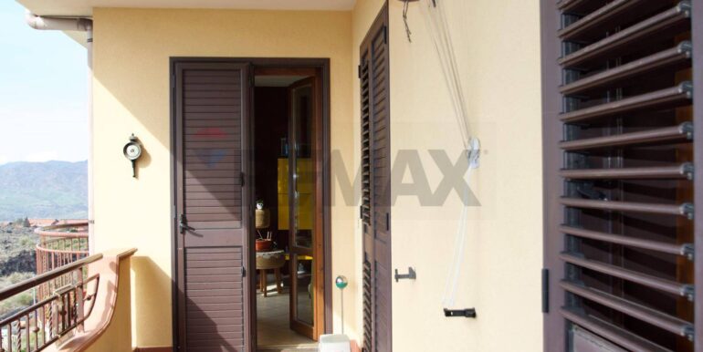 20250303183359-933660-12