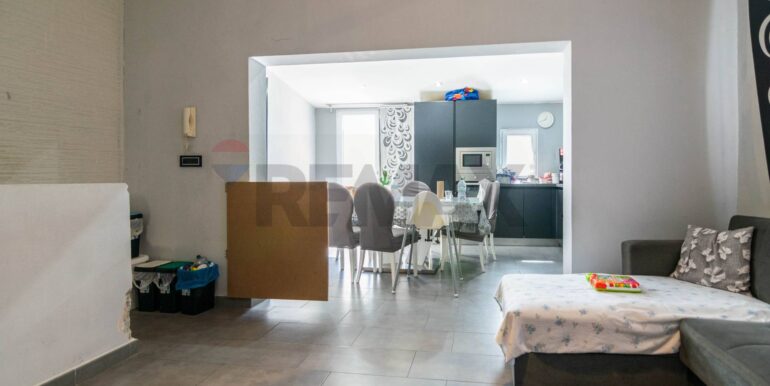 20250305200748-922132-42