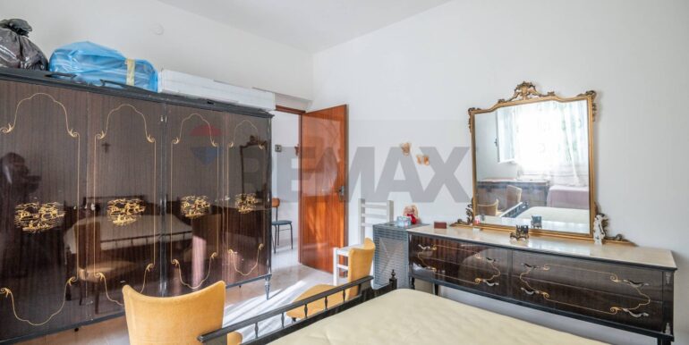 2025030595406-929121-24