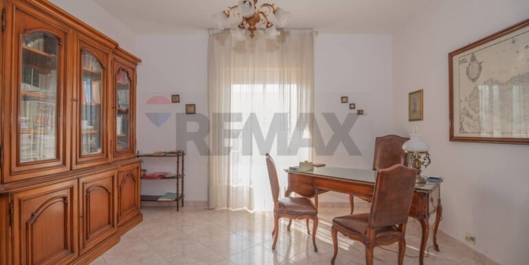 2025030694832-917154-2