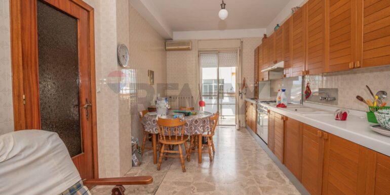 2025030694922-917154-11