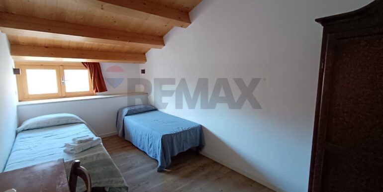 20250307175856-934636-14