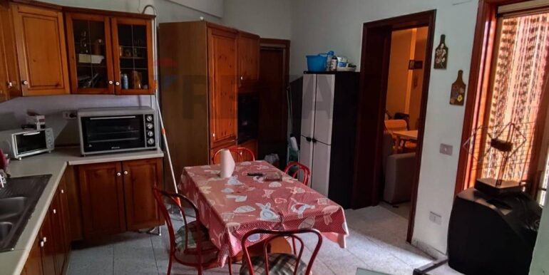 20250308204535-934850-12