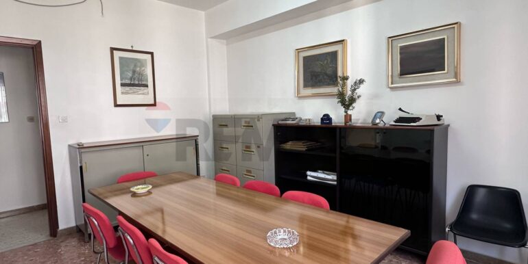 20250310181120-935556-10