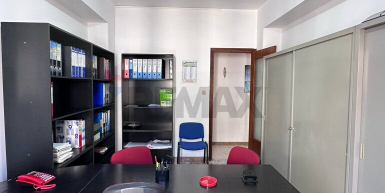 20250310181121-935556-11