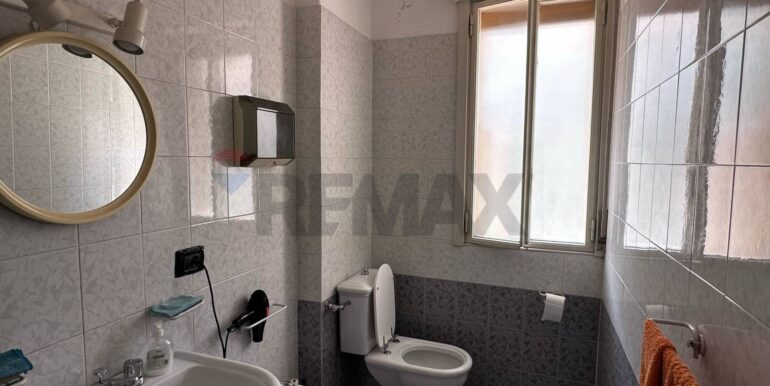 20250310181130-935556-18