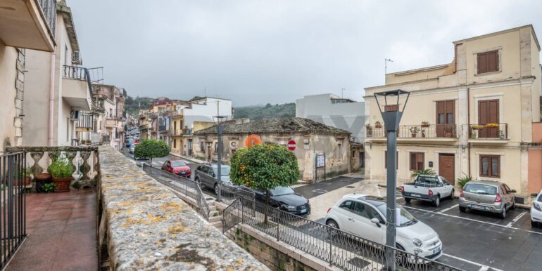 20250311105238-934935-10