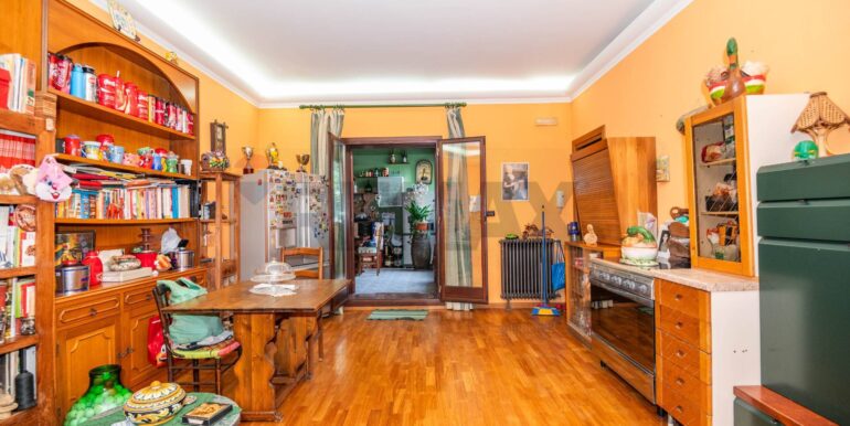 20250312115948-935940-12